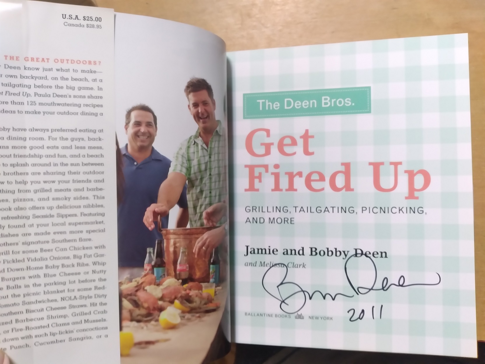 The Deen Bros. Get Fired Up: Grilling, Tailgating, Picnicking, and More: A Cookbook